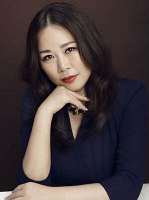 私人定制设计师陈野槐:不管给谁设计一定要让她比之前更美2