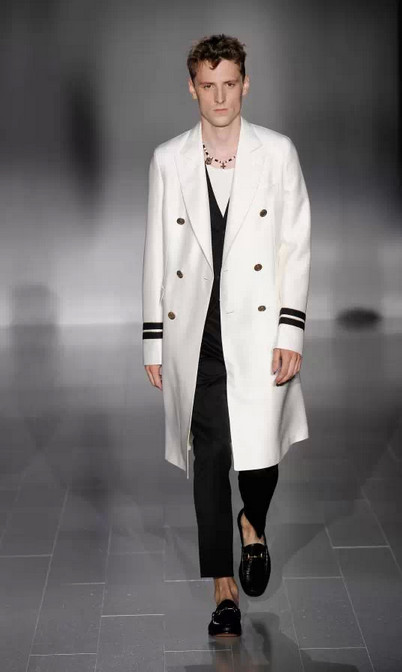 GUCCI2015新款清爽白色系列 低调奢华洋溢夏日风情