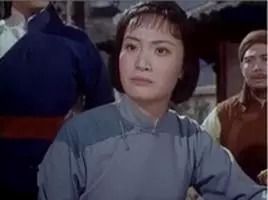 从两会服饰看时尚变迁5