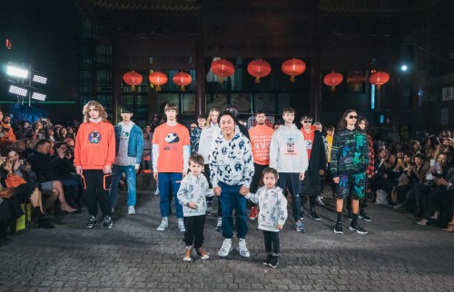 墨尔本市长也爱潘粤明的PSS熊猫!Fri Sep 06 2019 17:57:13 GMT+0800 (中国标准时间) 墨尔本市长也爱潘粤明的PSS熊猫!Fri Sep 06 2019 17:57:13 GMT+0800 (中国标准时间)