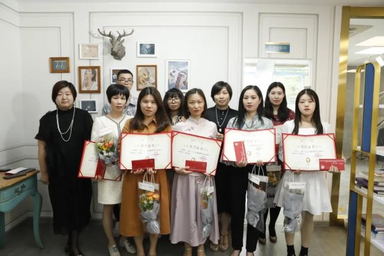 【银时代】女王珠宝背后的女人们Mon Apr 26 2021 11:48:05 GMT+0800 (中国标准时间) 【银时代】女王珠宝背后的女人们Mon Apr 26 2021 11:48:05 GMT+0800 (中国标准时间)