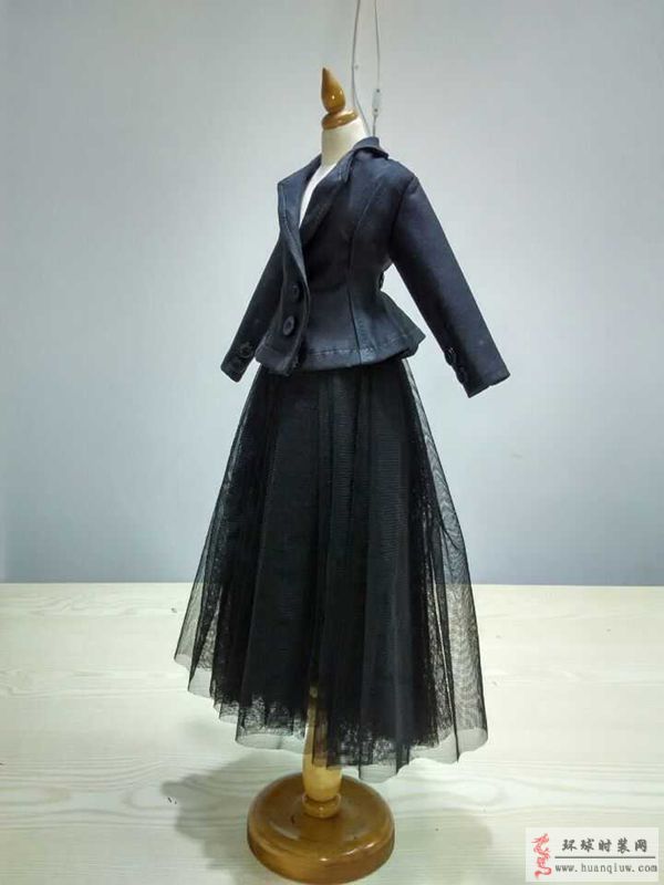 ZW服装设计作品--灵感来自于Dior2